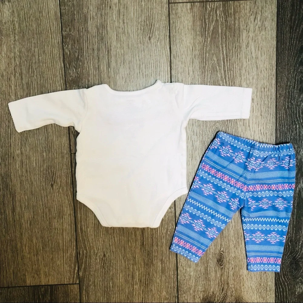 CARTERS SOUTHWESTERN PRINT OUTFIT PURPLE WHITE 6MO